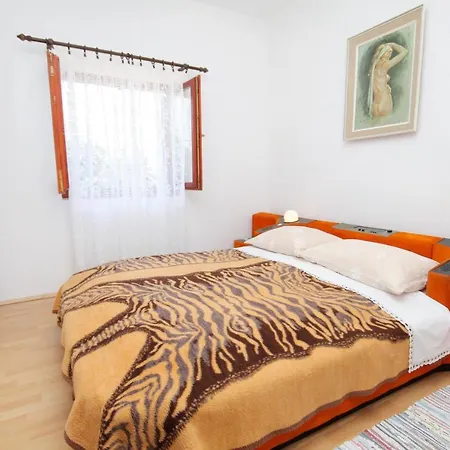 With Parking Space - 5600 Novi Vinodolski