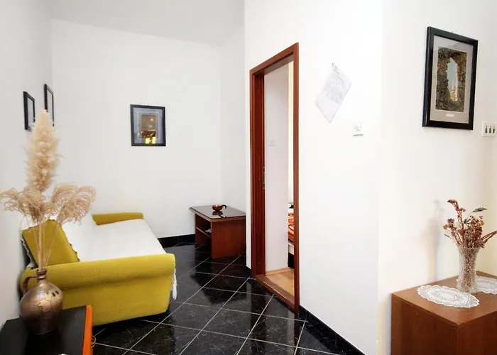 With Parking Space - 5600 アパート ノヴィ・ヴィノドロスキー