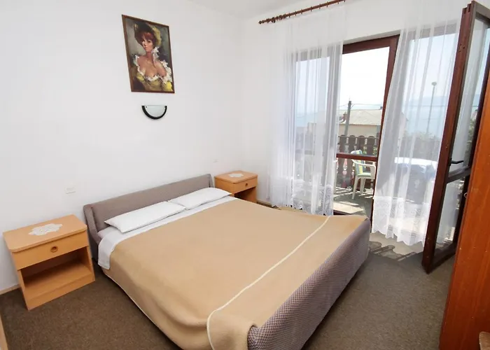 アパート With Parking Space - 5600 *